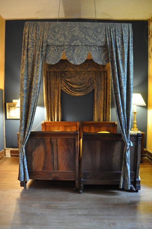 Chateau De Lanquais Bed and Breakfast Εξωτερικό φωτογραφία